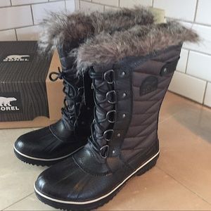Sorel Tofino Boots Black Size 9